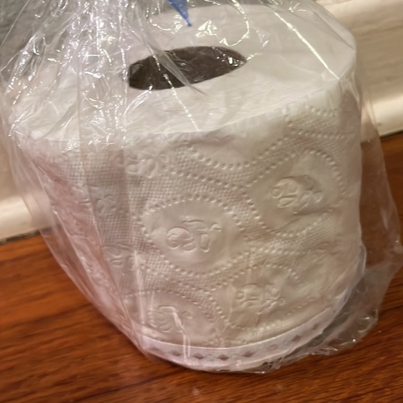 Snowman snow woman toilet paper decor packaged never used toilet paper - Picture 3 of 9